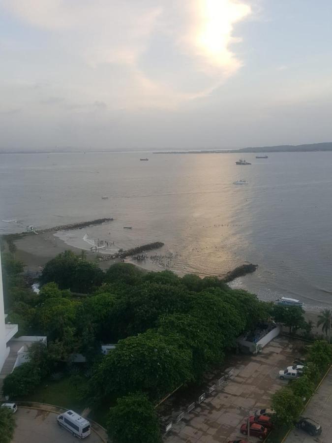 Hermosos Frente A La Playa Piso 11 Y 14 Appartement Cartagène